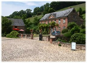 Towards the main house, around Harts Barn